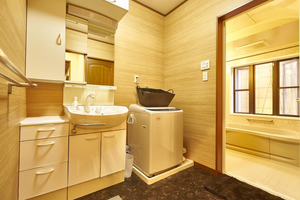Guesthouse Nijo Fukuro-Tei Kyoto Ngoại thất bức ảnh